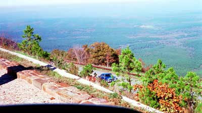 Look closely and you can see Tom and Teresa Linn�s �55 �Comin� Round the